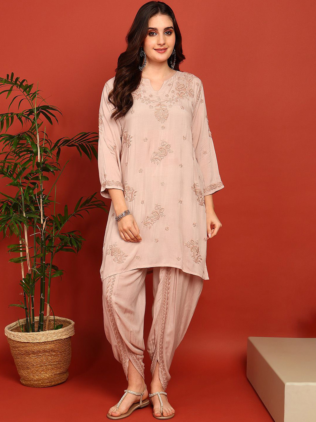 VAHSON Women Floral Chikankari Embroidered Fusion Kurta With Dhoti Pant