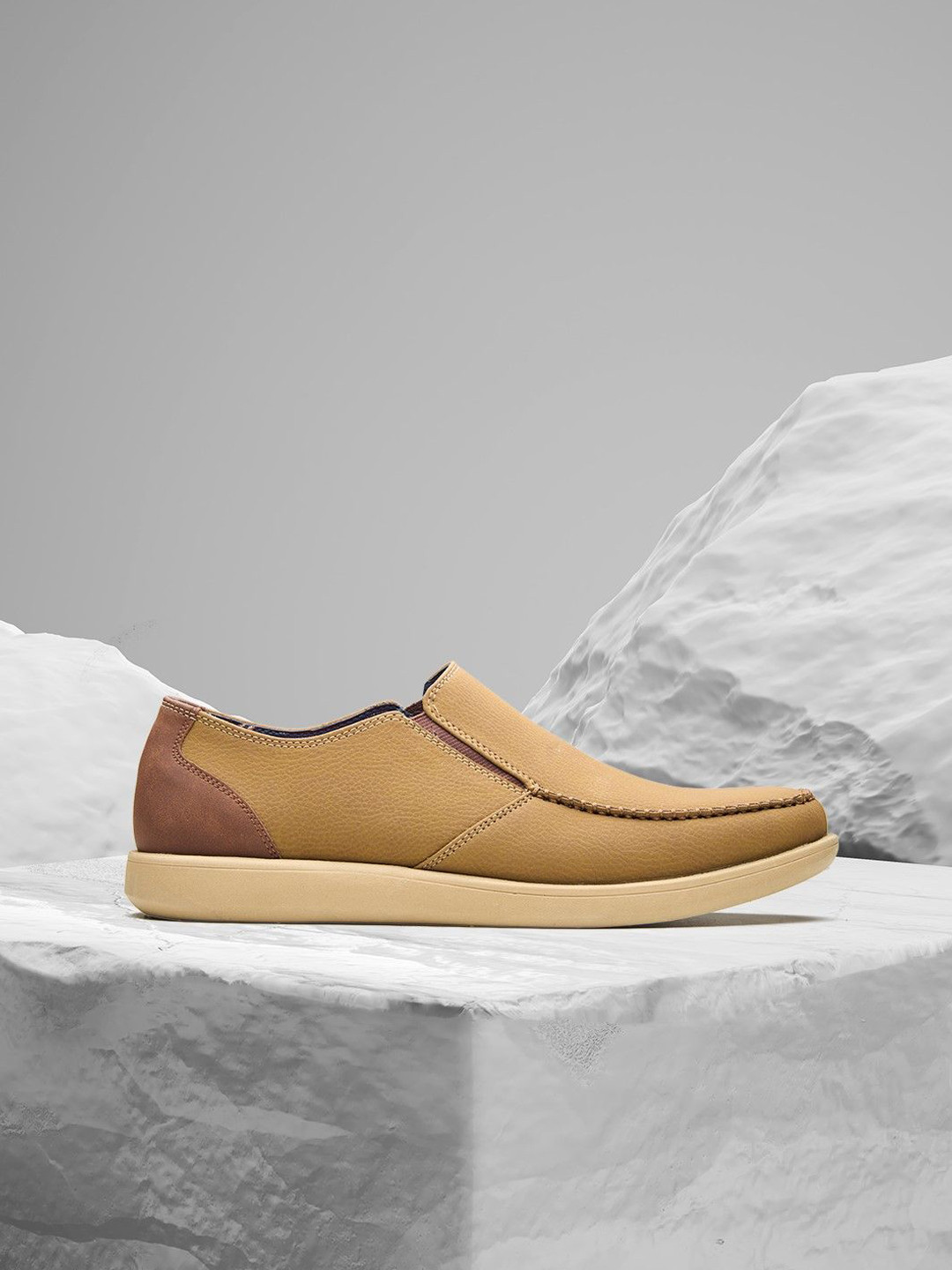 MICHAEL ANGELO Men Lightweight Slip-On Sneakers
