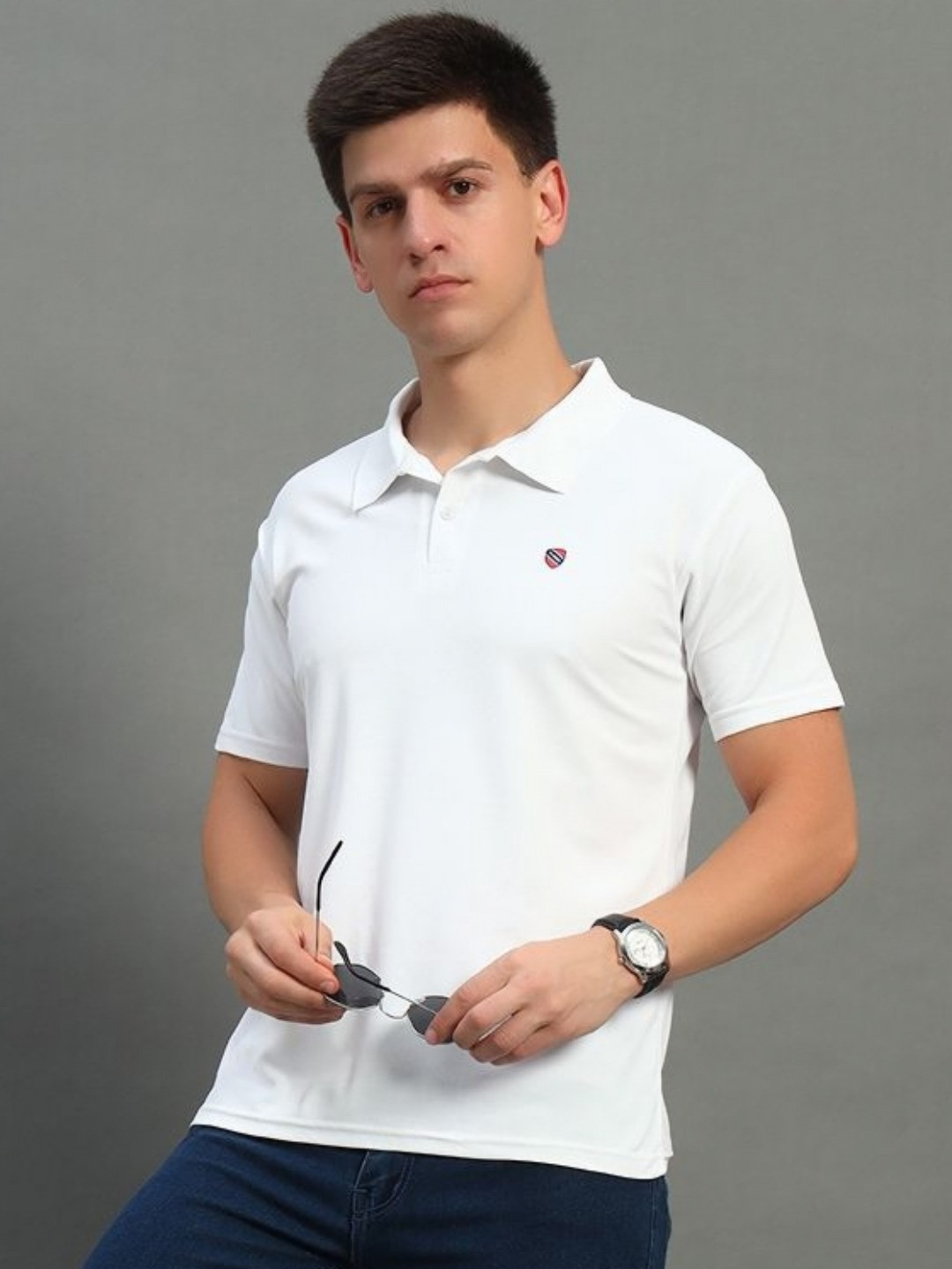 THE CASUALS Men Solid Polo Collar Satin T-shirt