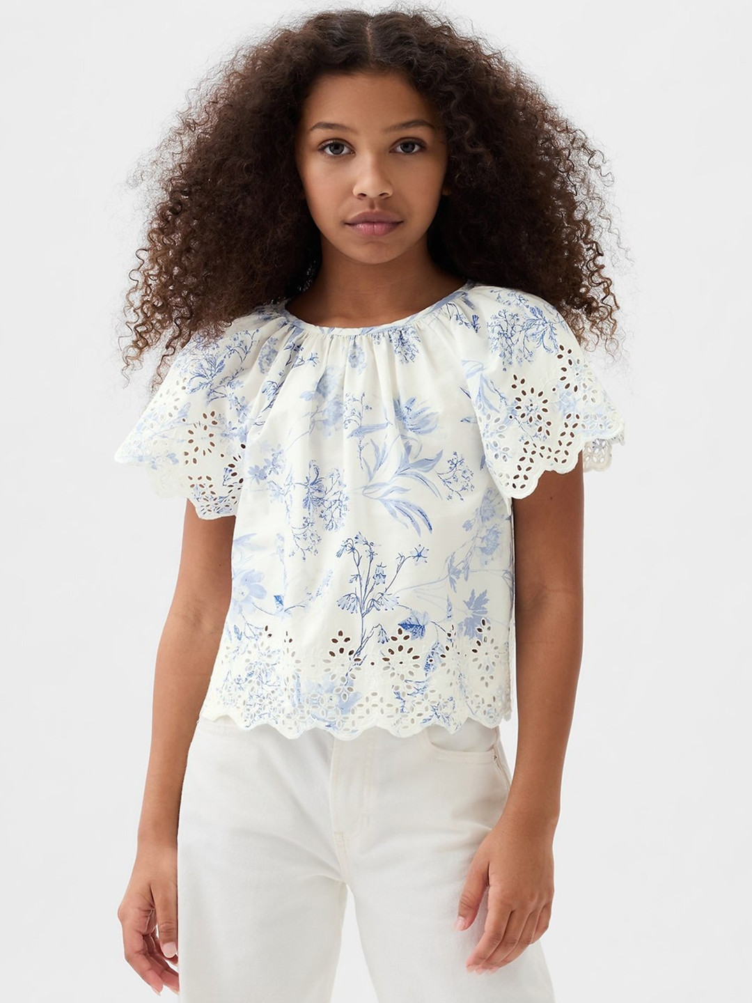 GAP Girls Floral Print Flutter Sleeves Cotton Top with Schiffli Embroidery