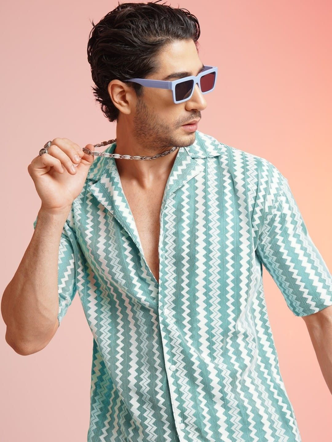 OQUENT Chevron Self Design Spread Collar Knitted Standard Cotton Canvas Shirt