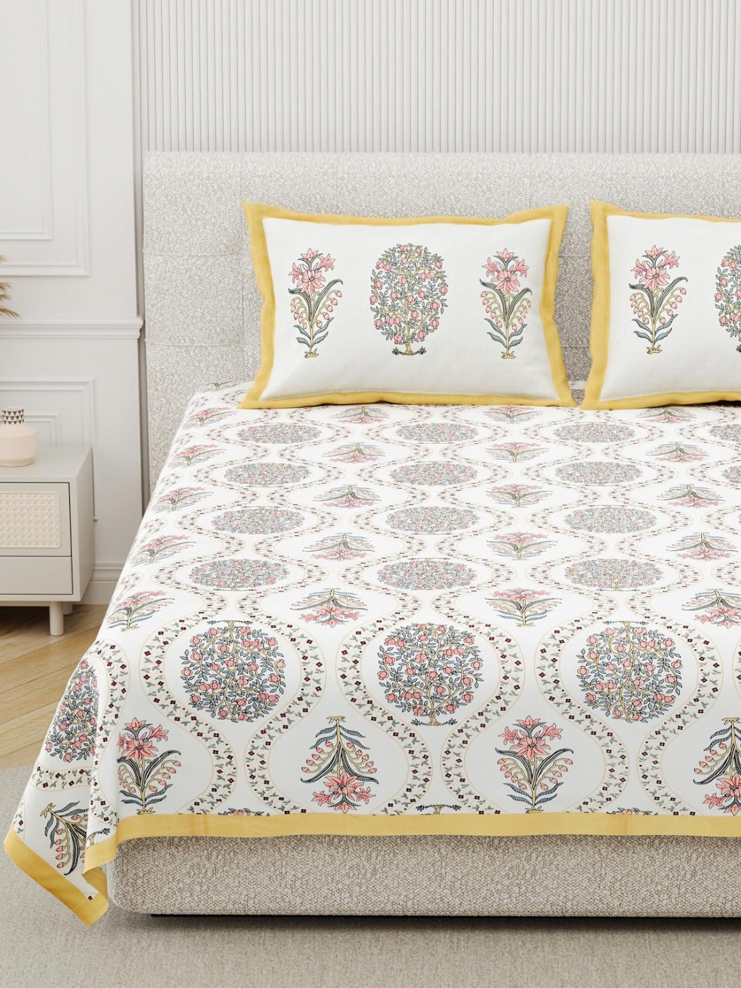DE CAMA White Ethnic Motifs Cotton 210 TC King Fine Bedsheet with 2 Pillow Covers-250 x 220 cm