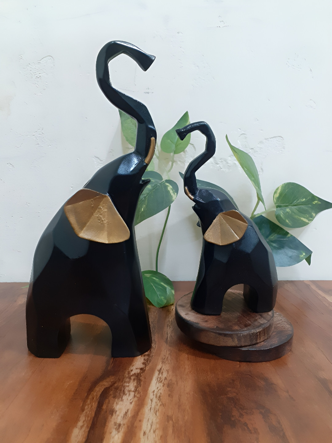 Afterstitch 3D Elephant Black Polyresin Glossy Living Room Set of 2 Small Showpieces -