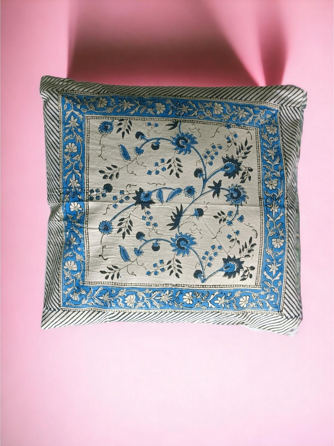 Fabric Venue Set of 5 Cushion Covers block print cushions