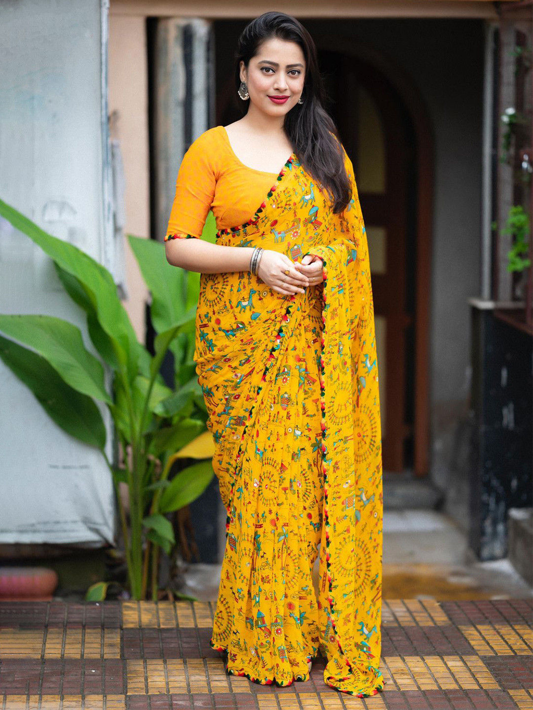 FLOURIOUS Warli Print Organza Saree