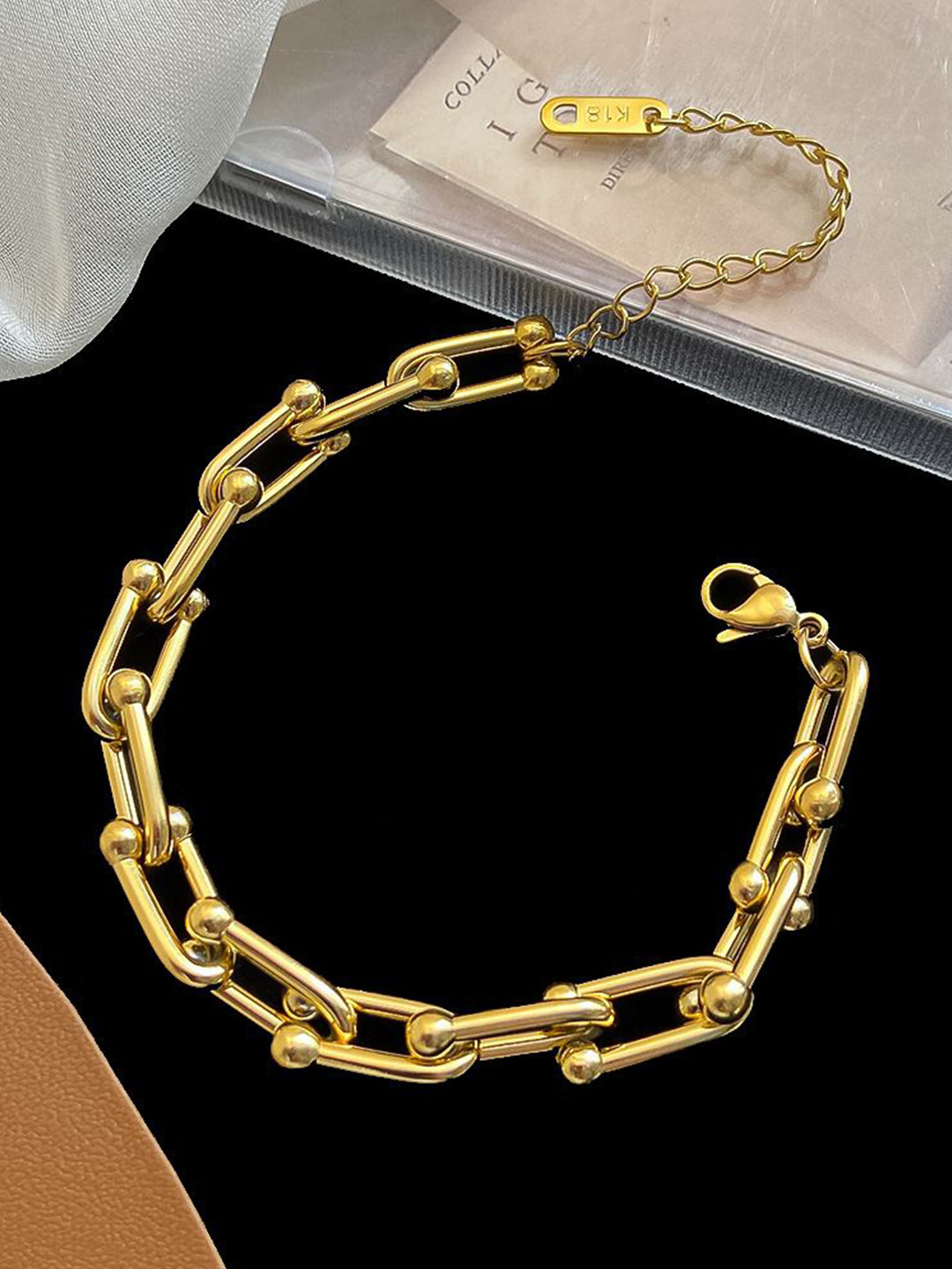 Aiza 18KT Gold Plated Linked Up Loose Bracelet