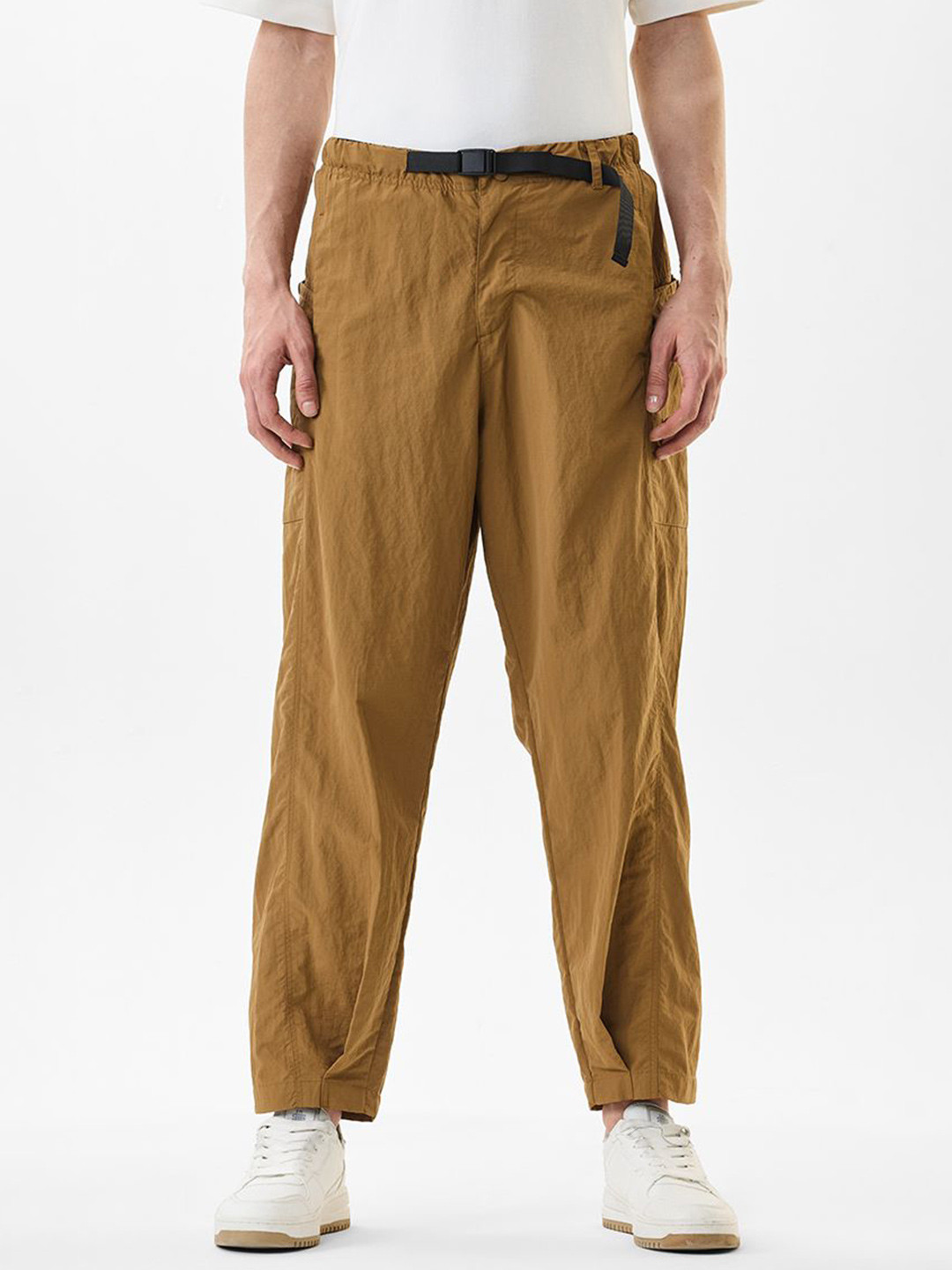 Snitch Men Tan Mid-Rise Relaxed Fit Cargo Pants