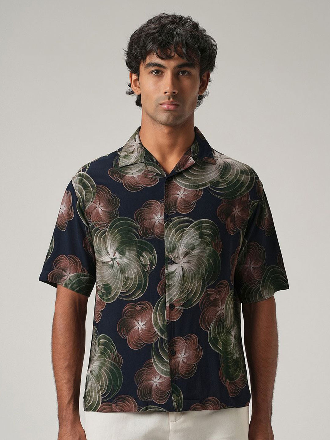 Banana Club Abstract Floral Feather Printed Feather Shirt
