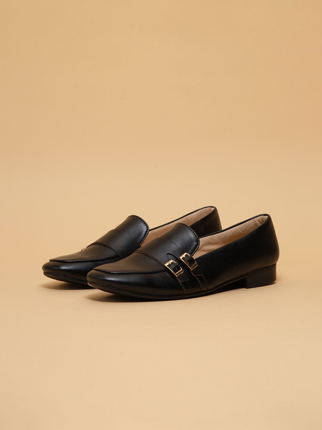 ERIDANI Women Embellished Ballerinas