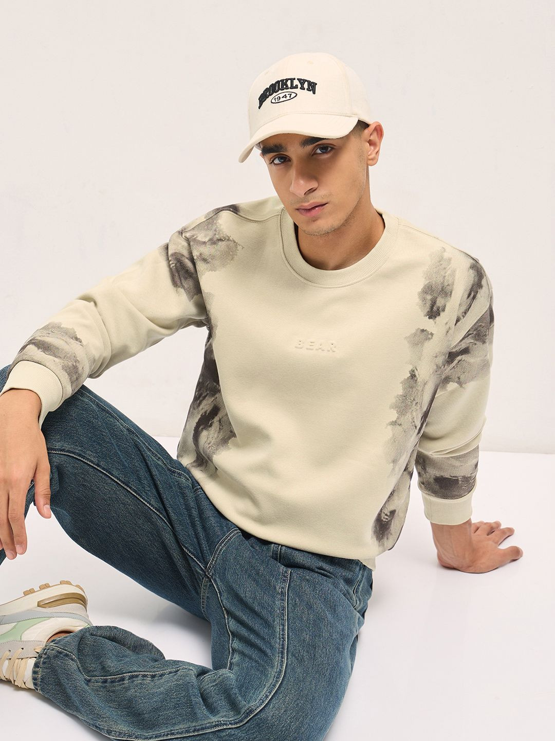 THE BEAR HOUSE Self Design Crew Neck Relax Fit Tshirt