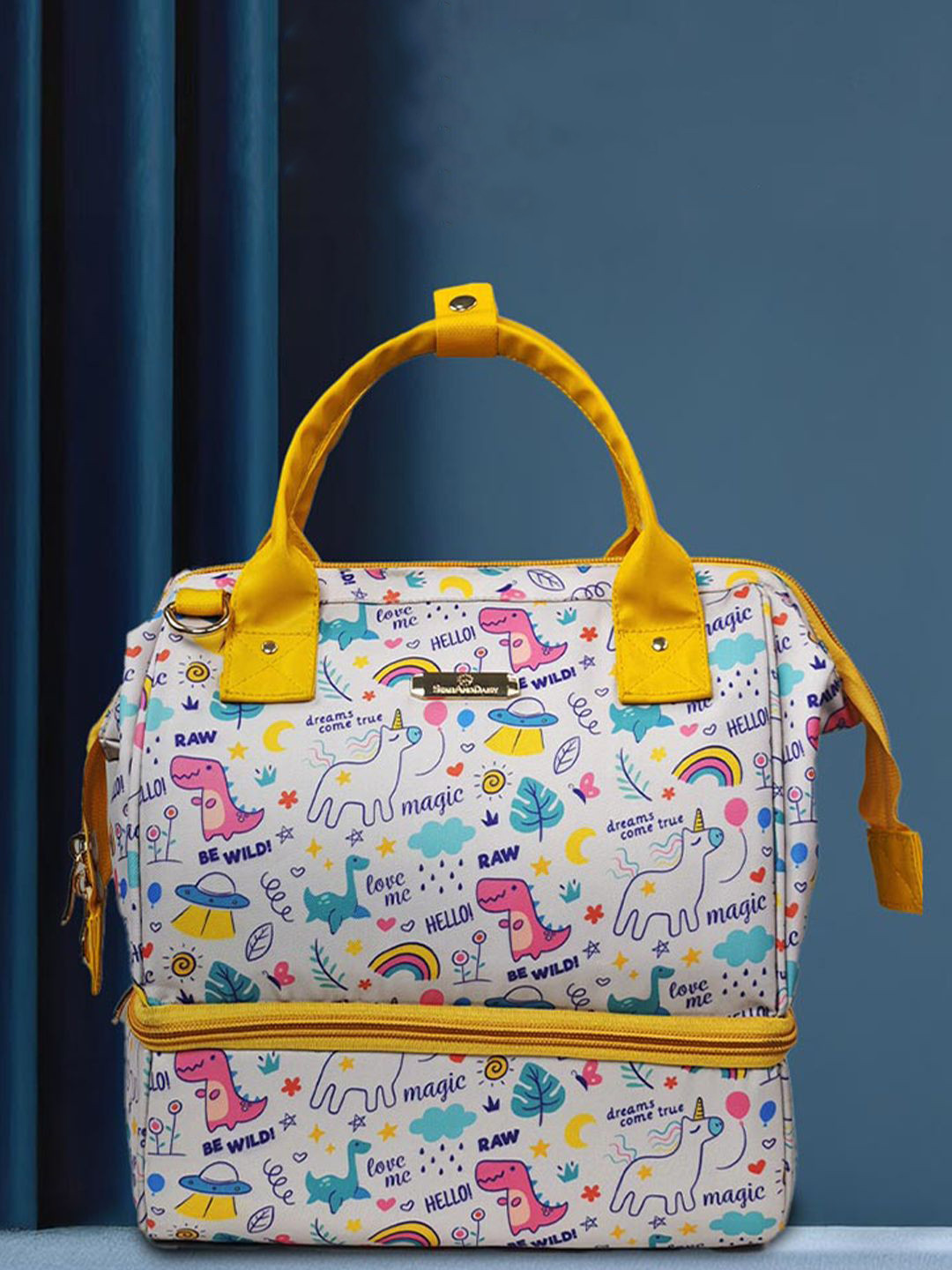 StarAndDaisy Lightweight Waterproof Multi-Pocket Diaper Bags