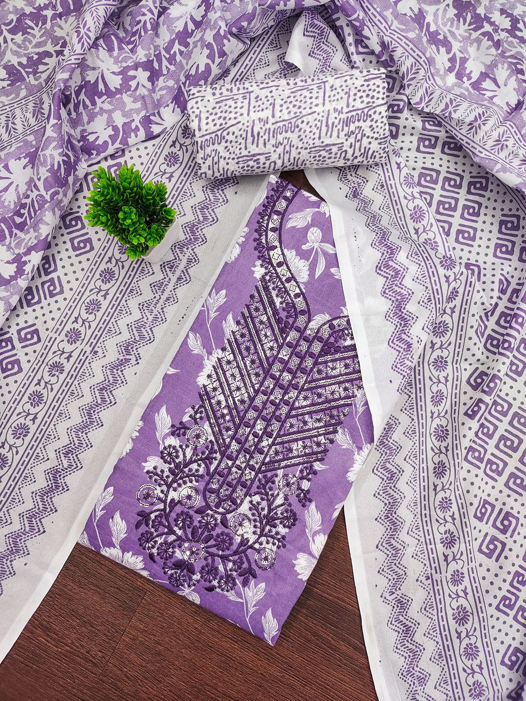 Panzora Printed Unstitched Dress Material