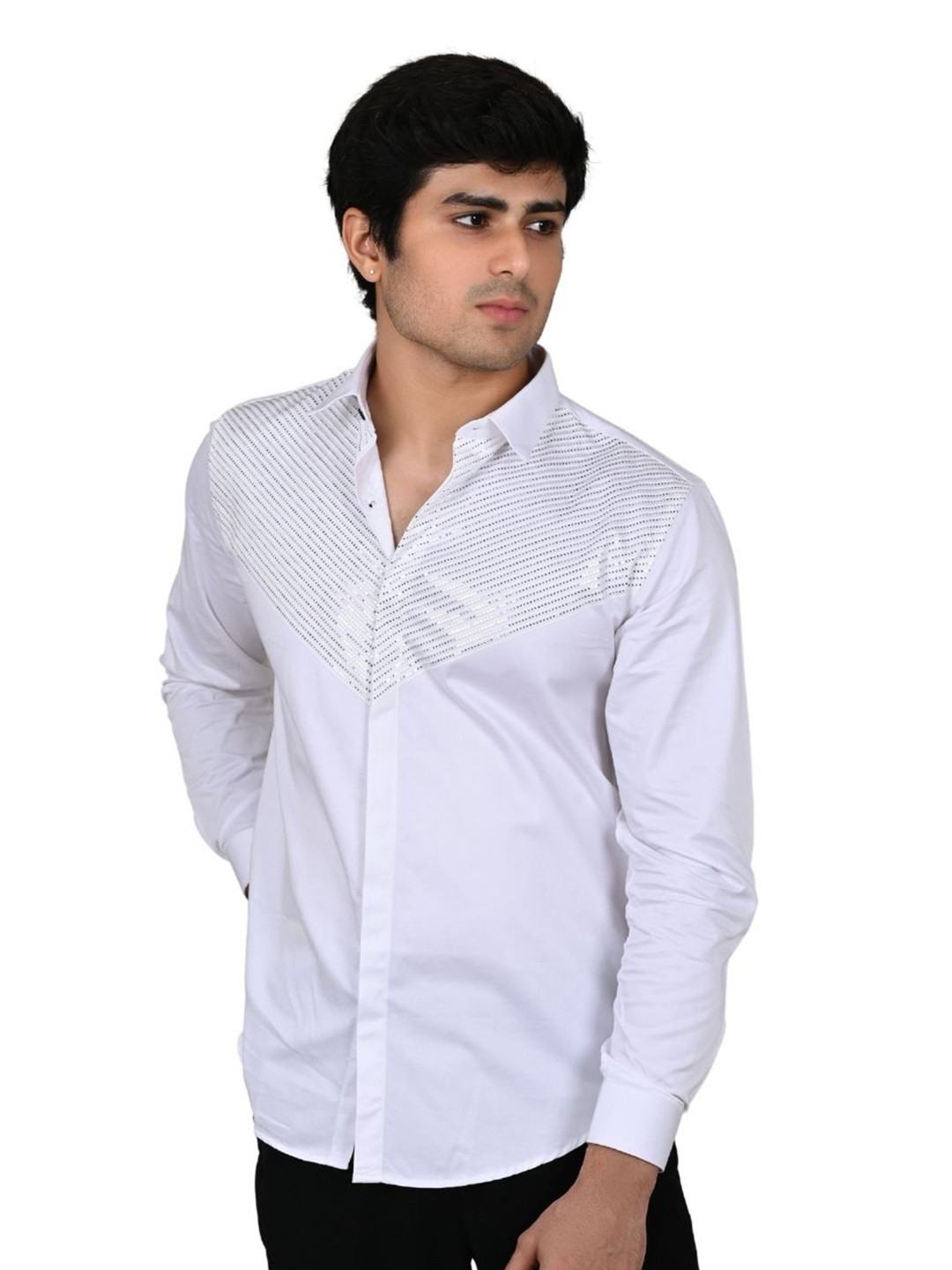 Suture Craft Swarovaski Doted Standard Cutaway Collar Slim Fit Cotton Shirt