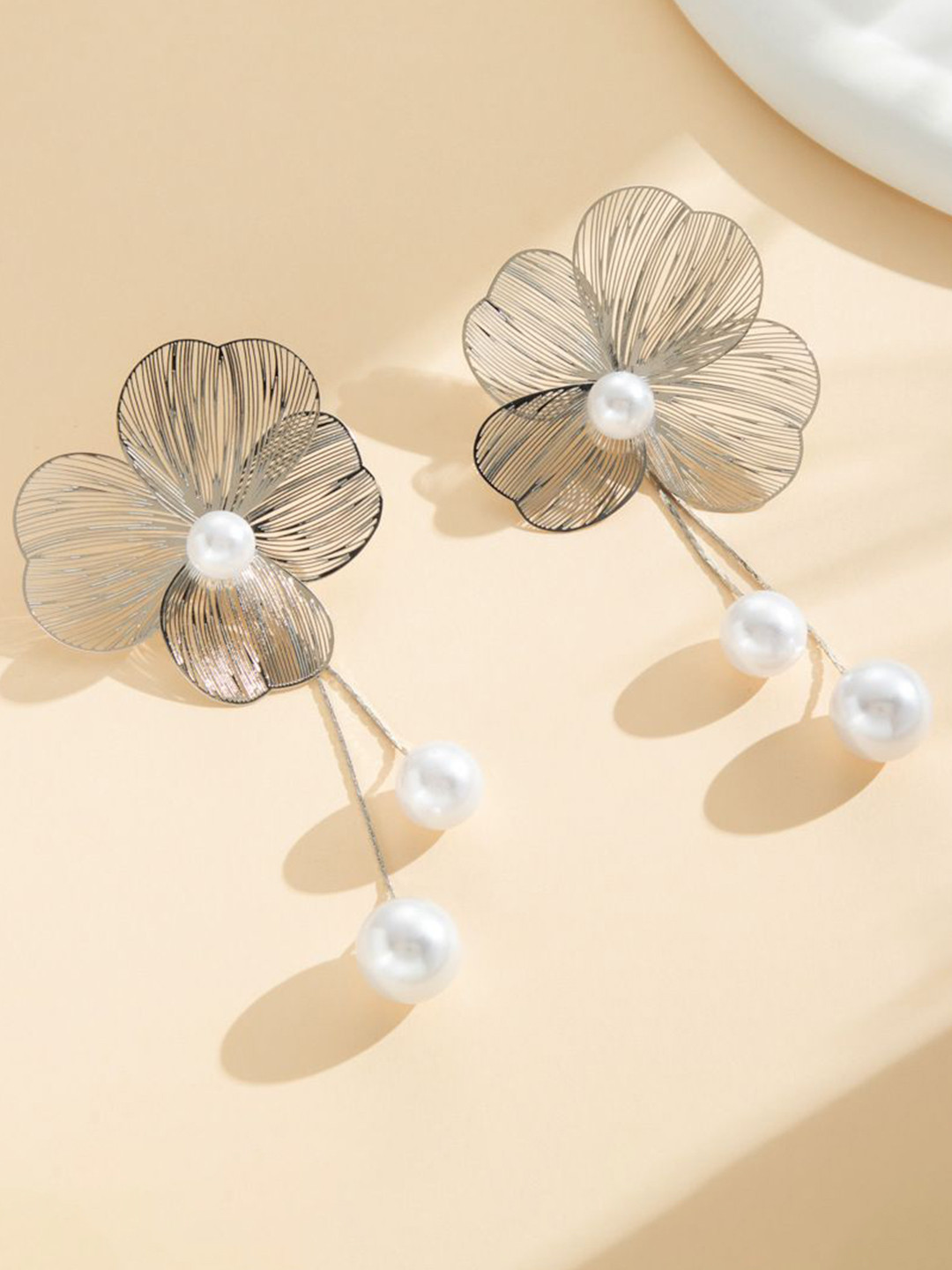 DIVASTRI Korean Silver-Plated Floral Shaped  Teardrop Pearls Studs