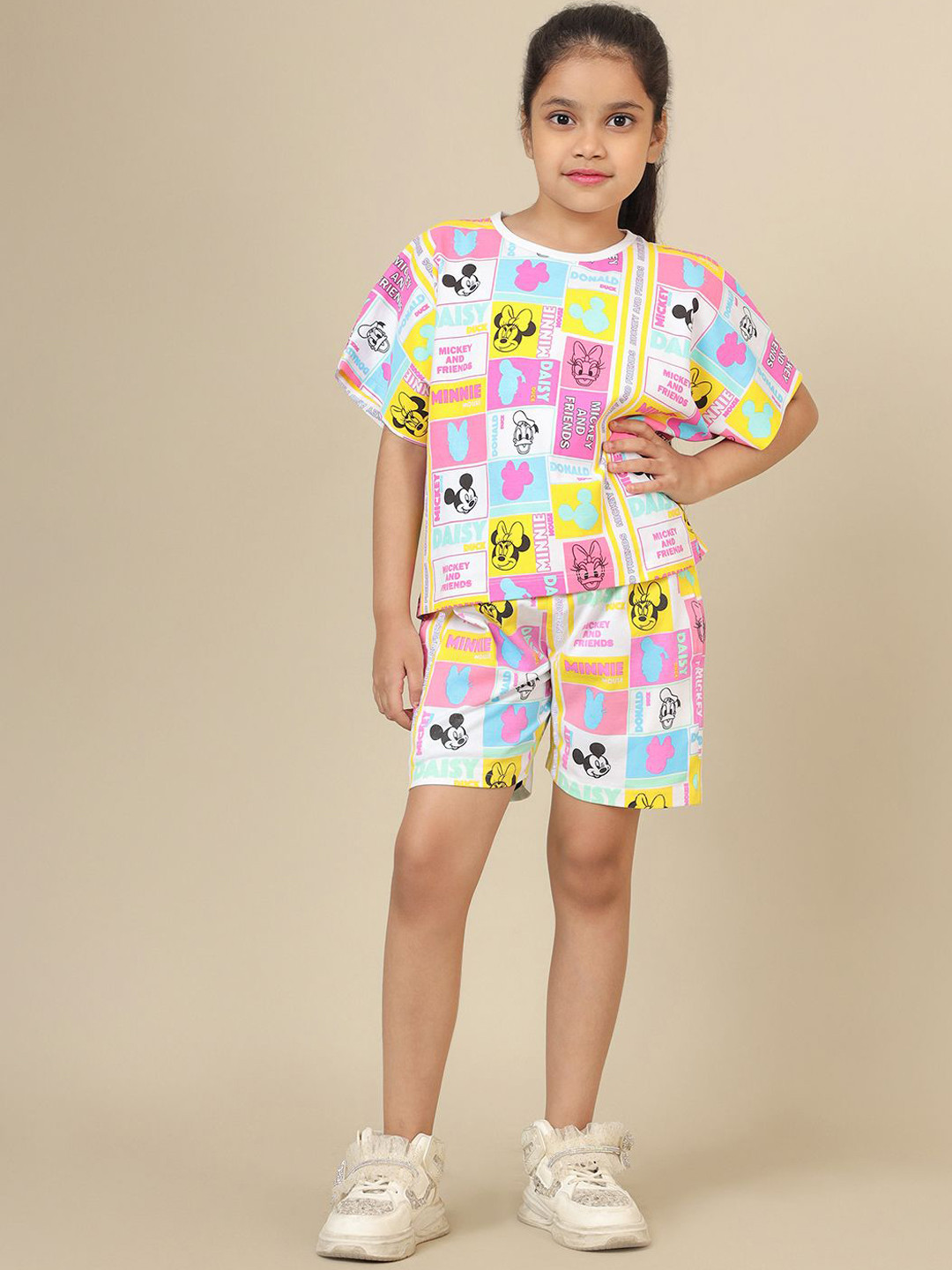 Kids Ville Girls Mickey & Friends Printed Relaxed-Fit T-shirt With Shorts