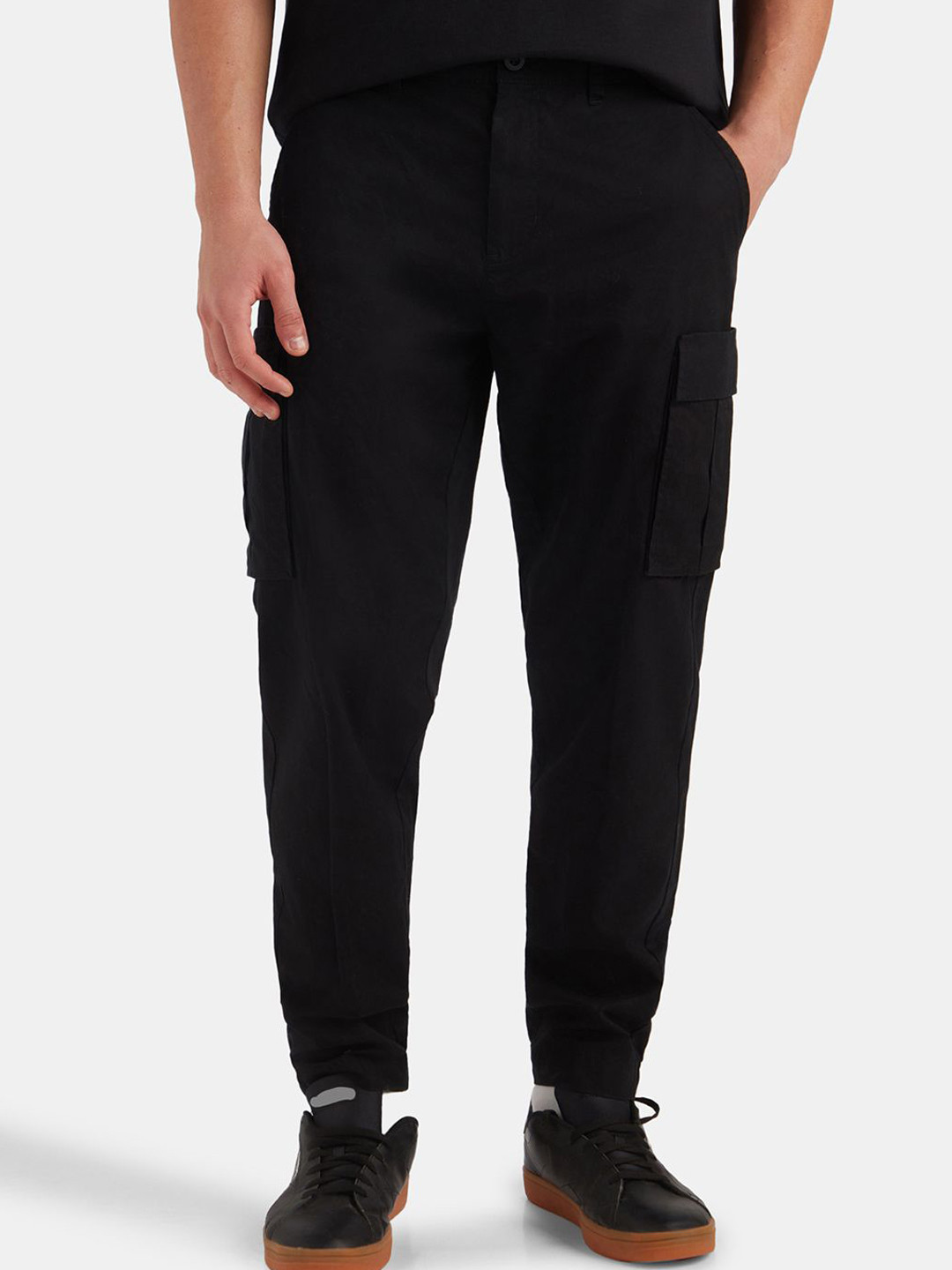 Jockey Groove Men Super Combed Cotton Regular Fit Cargo Jogger with Seven Pockets - MZ10