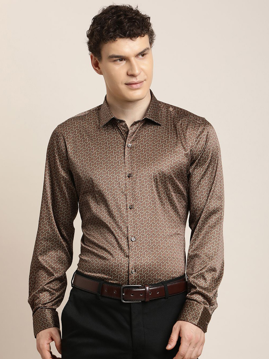 Turtle Classic Slim Fit Geometric Printed Party Opaque Shirt