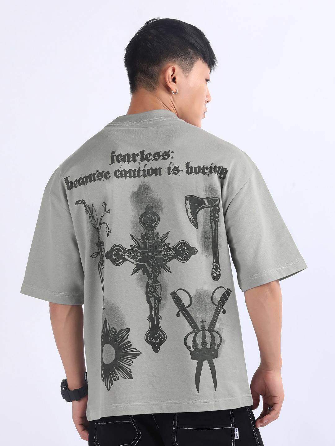 Beyoung Spray Print Gothic Typography Printed Cotton Oversized T-shirt