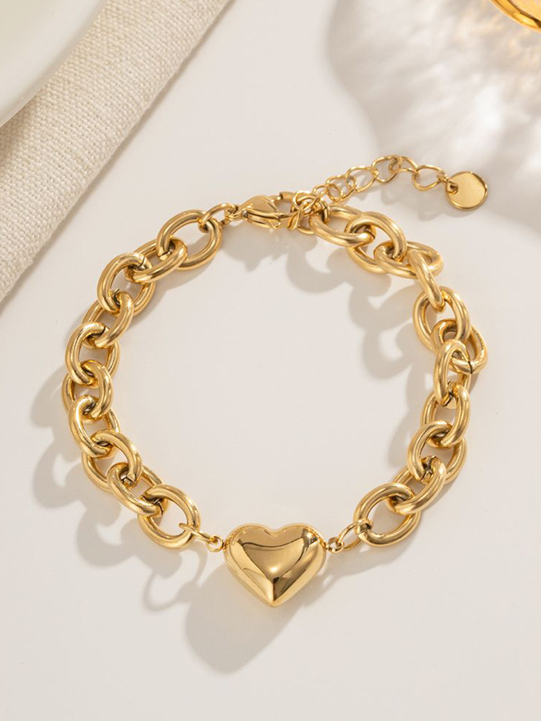 Aiza 18KT Gold Plated Heartfelt Loose Bracelet