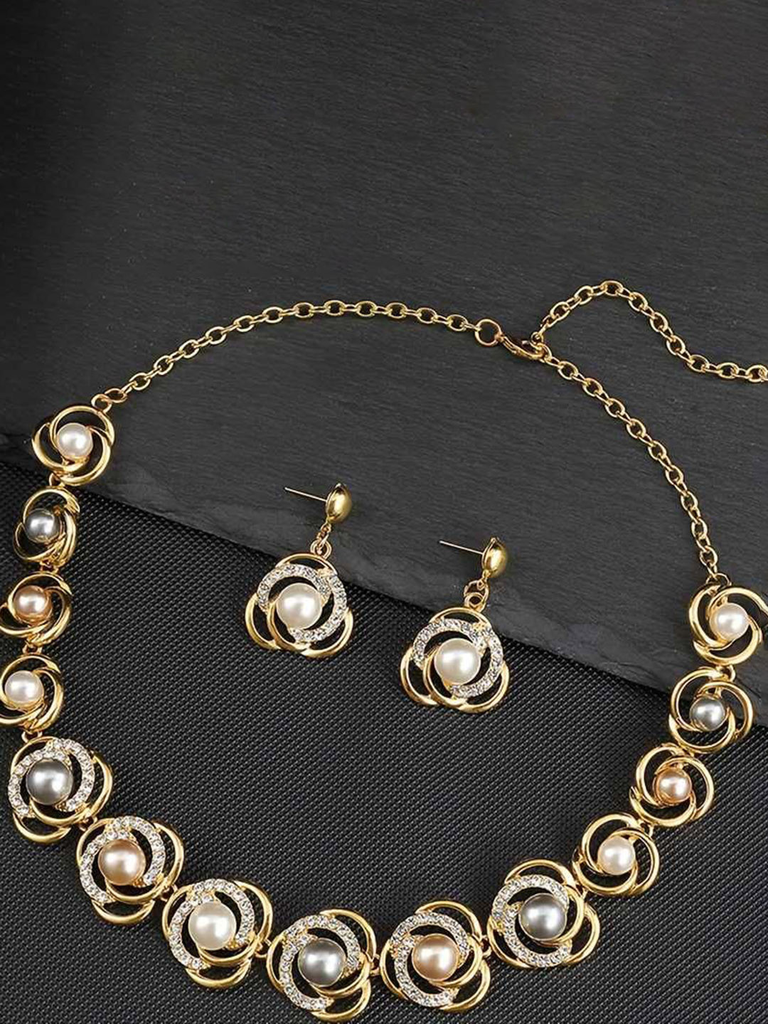 Bling Queen Stones Studded & beaded Jewellery Set