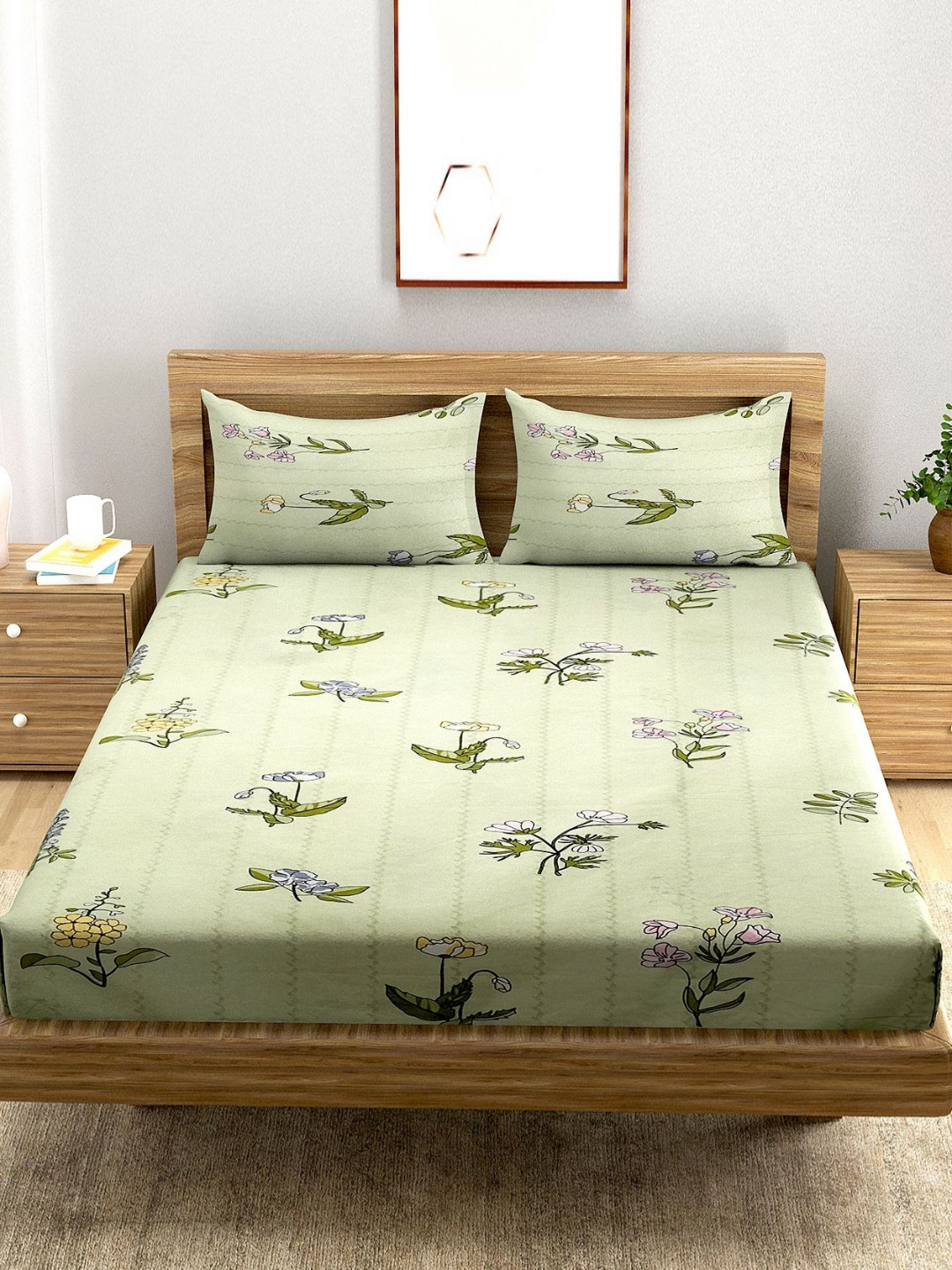 A Homes Grace Hastkala Green Floral Microfiber Skin-Friendly 144 TC Fitted Queen Bedsheet with 2 Pillow Covers-254 x 274 cm