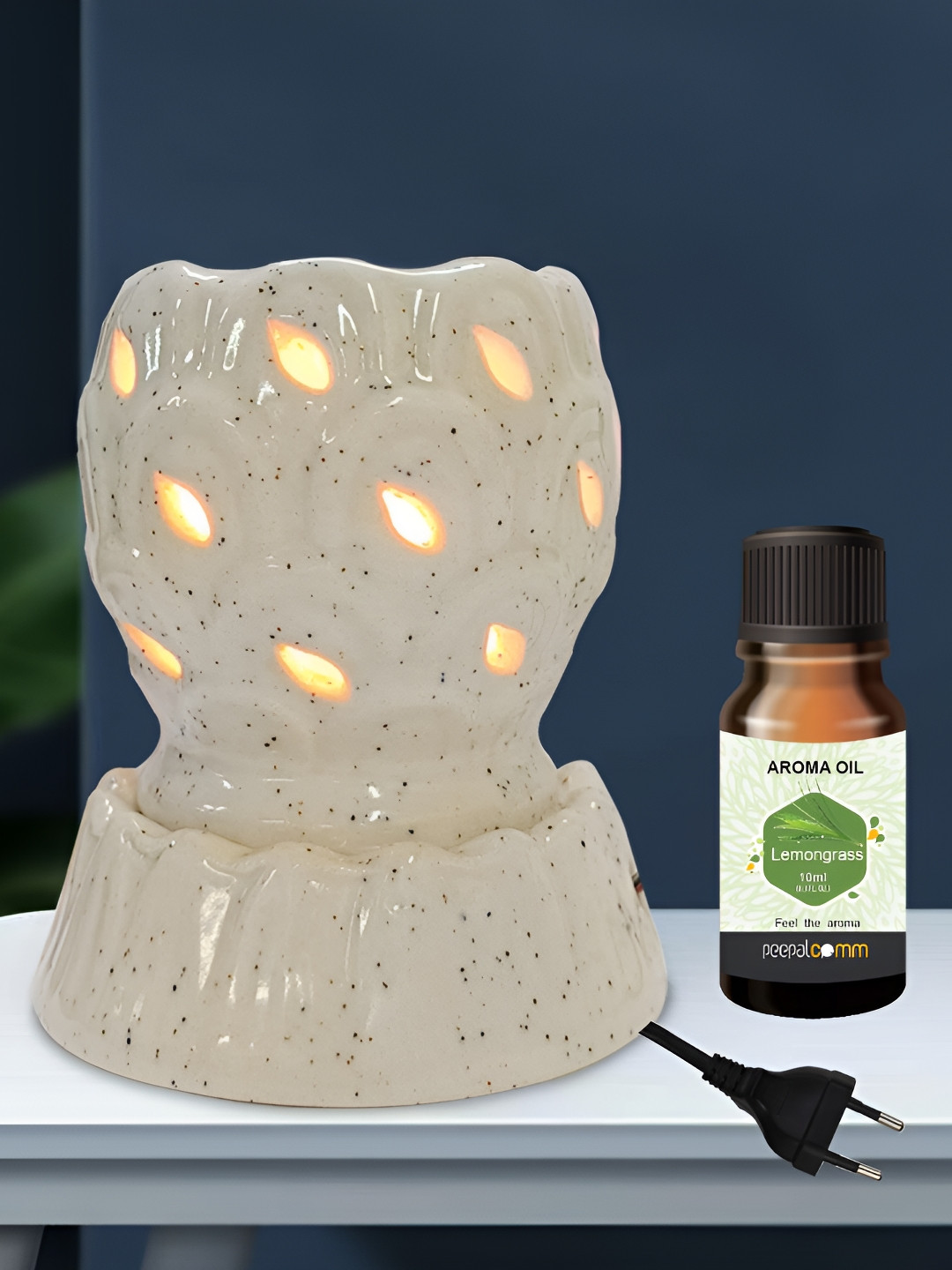 PEEPALCOMM 2Pcs White Electric Leaf Round Diffuser With Lemongrass Aroma Oils - 10ml Each