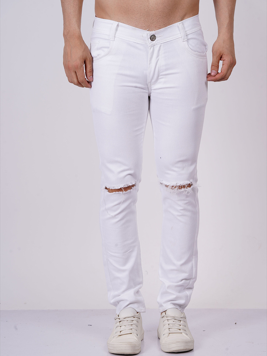 SZN Men Slim Fit Mid-Rise Slash Knee White Jeans