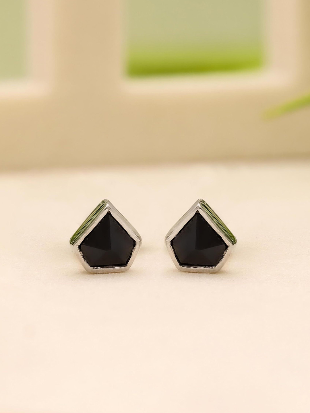 AMONROO 92.5 Silver Onyx & Cubic Zirconia Pentagonal Geometric Studs Earrings