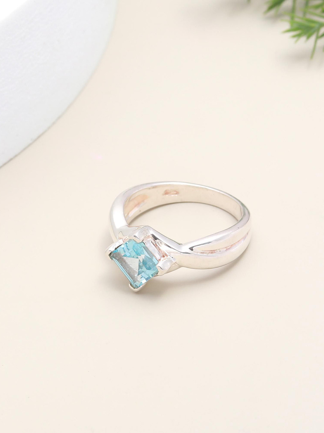 ORO ALMA Swiss Blue Topaz Silver Ring