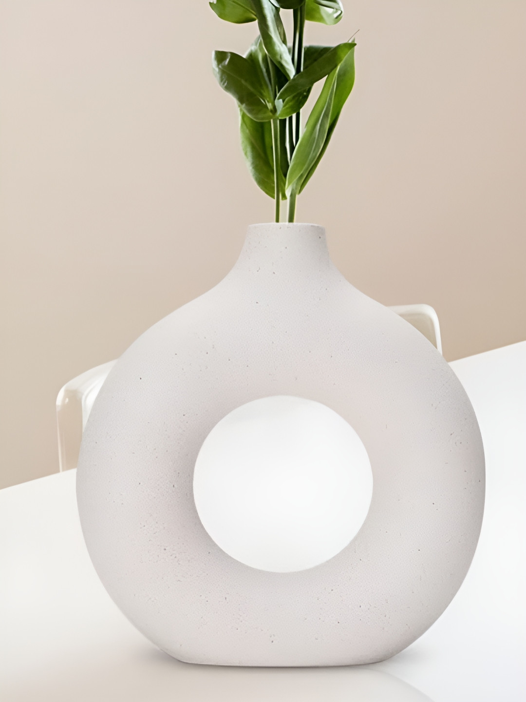 Kreative Arts White Donut Ceramic Flower Vase