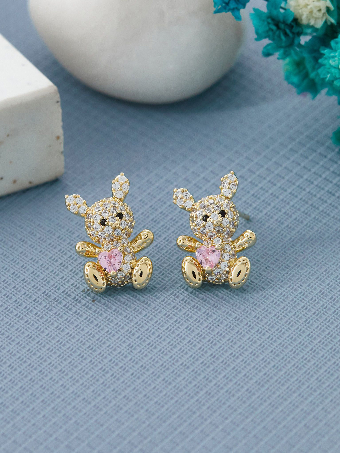 GC Jewelery Copper Gold-Plated Artificial Stones and Beads Animal Shaped Studs