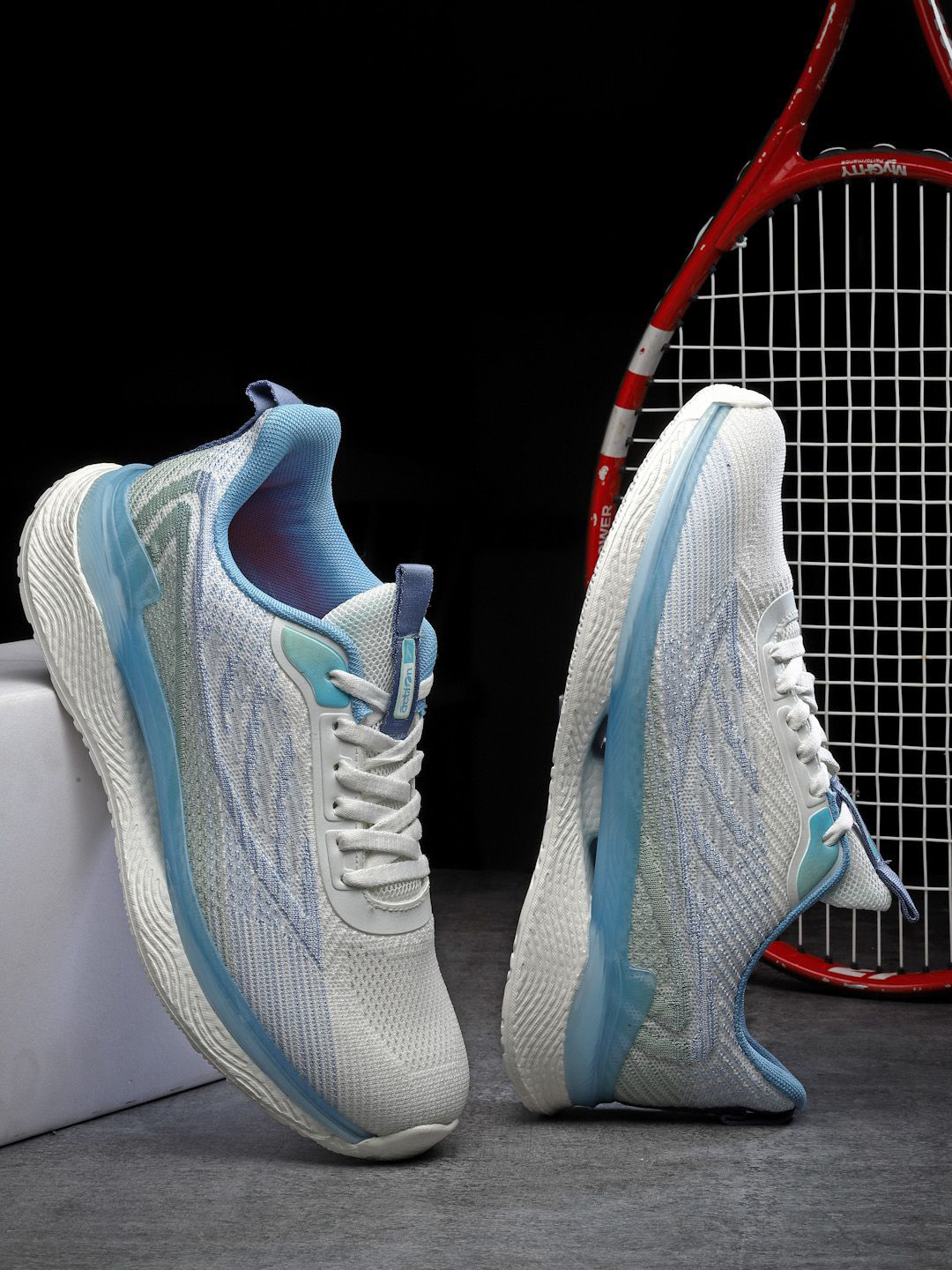 Action Men Bullet Mesh Running Non-Marking Shoes