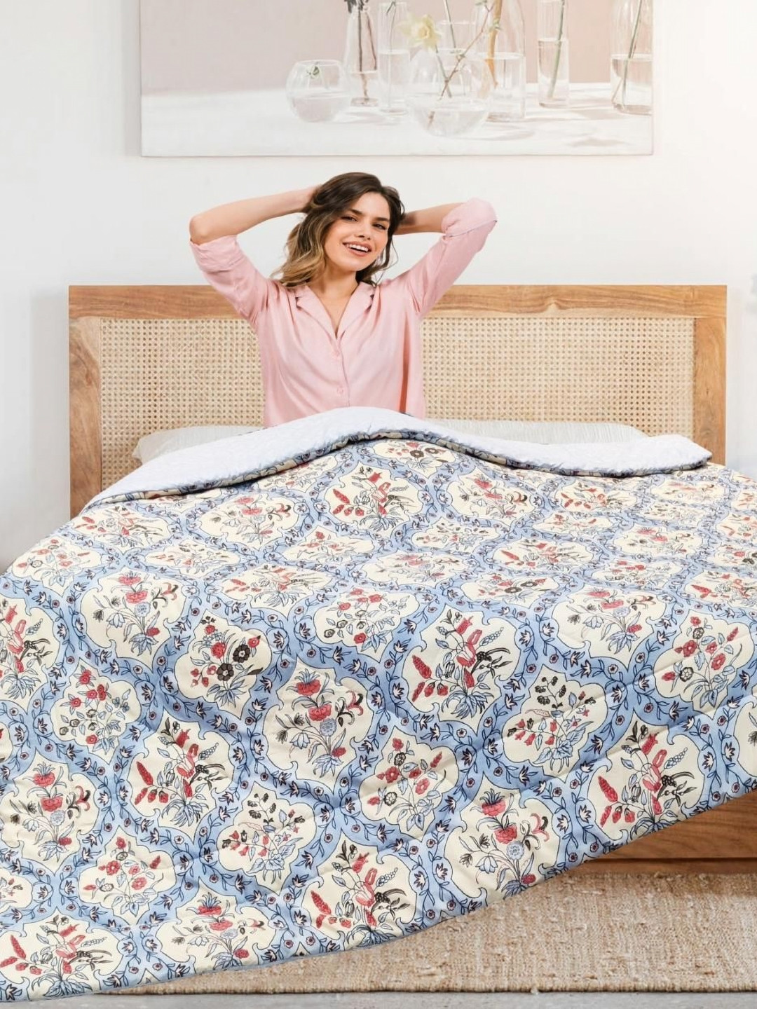 Aura Blue & Red Ethnic Motifs Printed 300 GSM Microfiber AC Room Double Bed Comforter