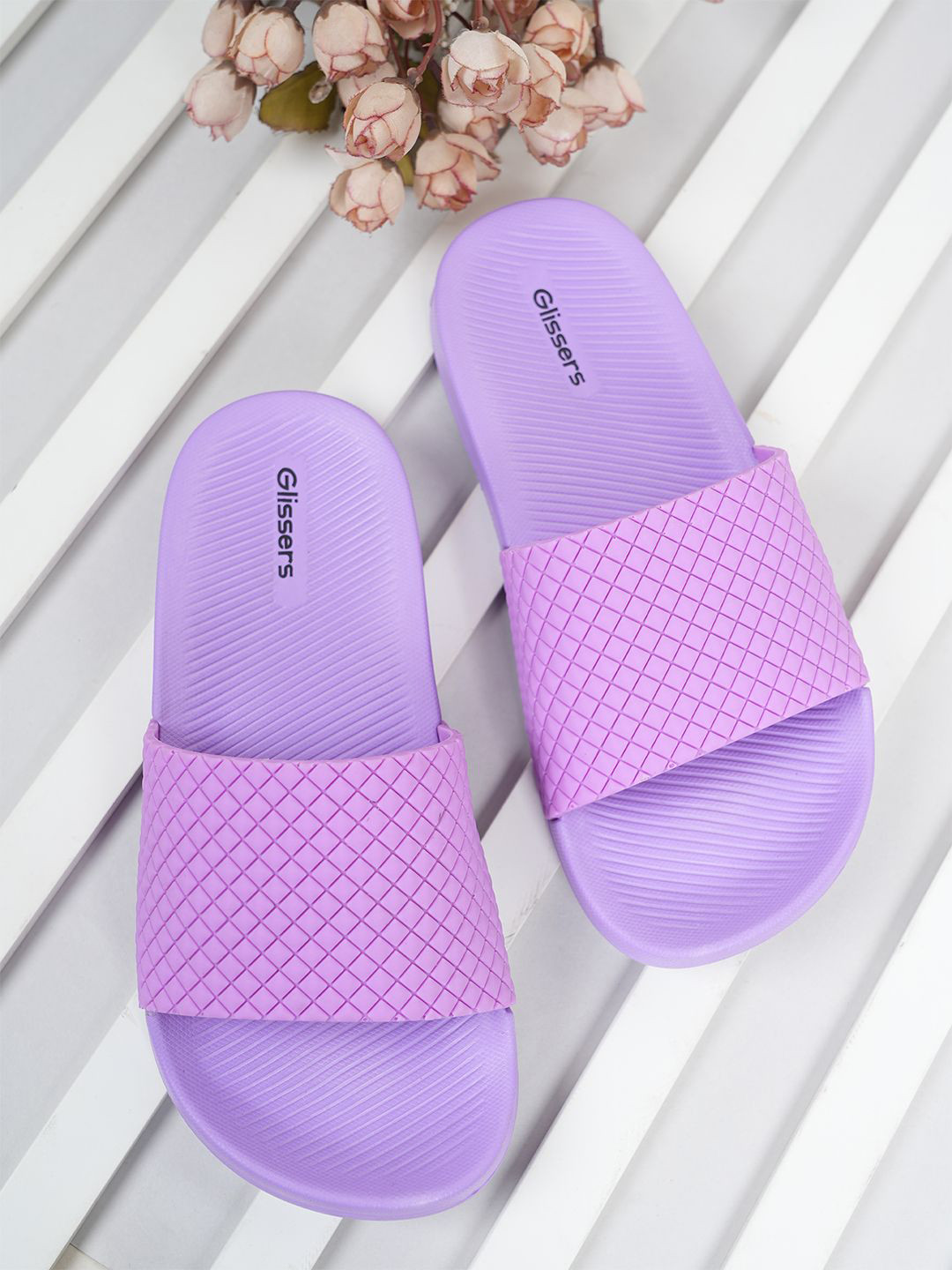 GLISSERS Girls Cushioned Patterned Sliders Flip Flops
