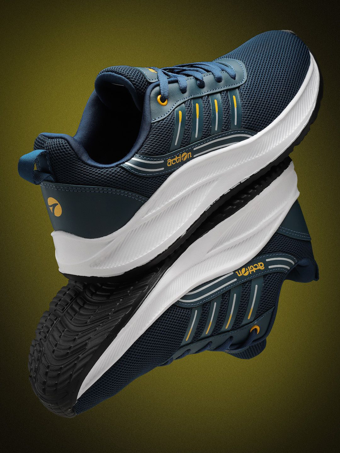 Action Men Swift Running Non-Marking Shoes