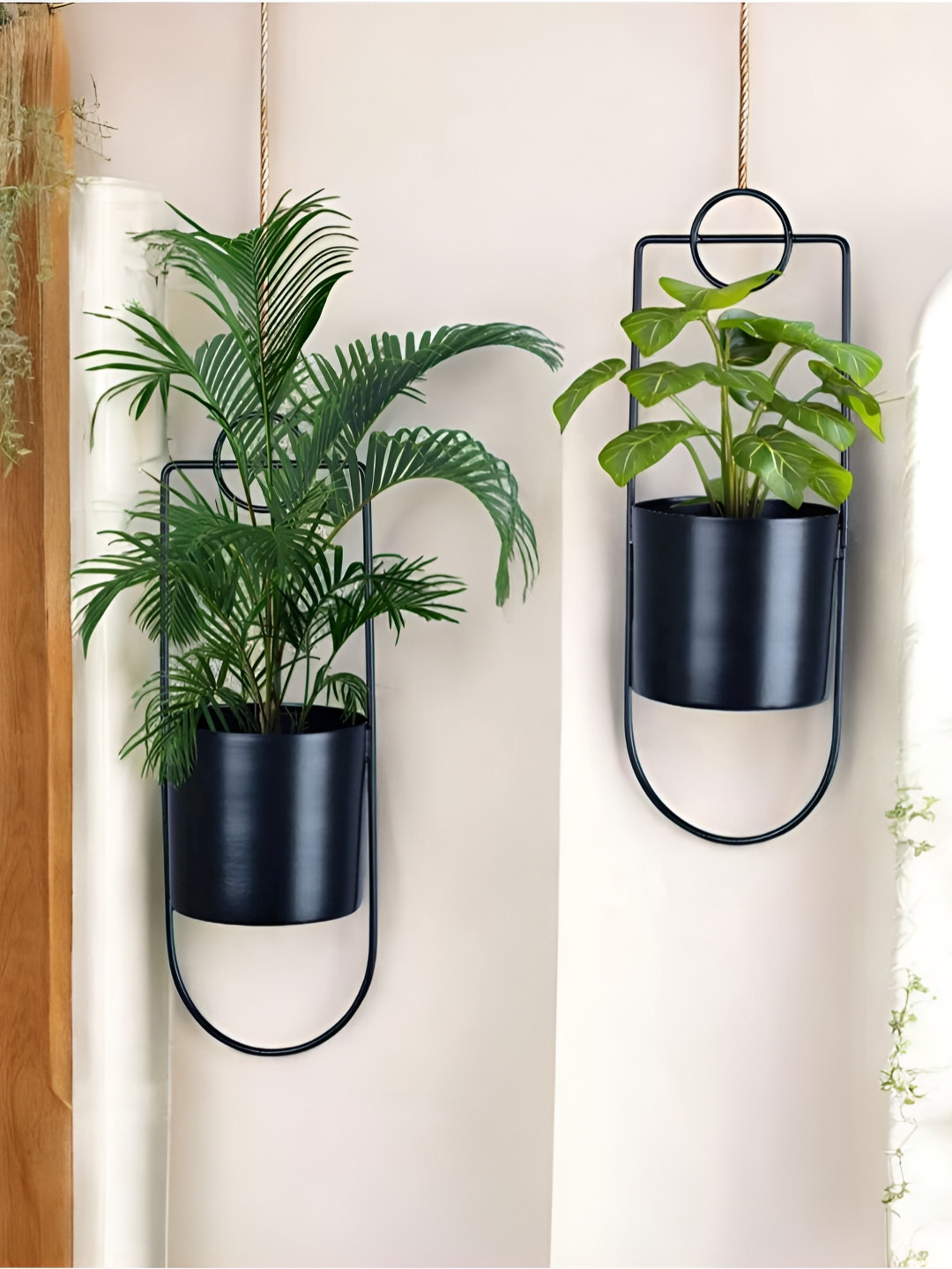 VoiDrop Set Of 2 Black Oval Planters With Hanging Metal Pot Stand