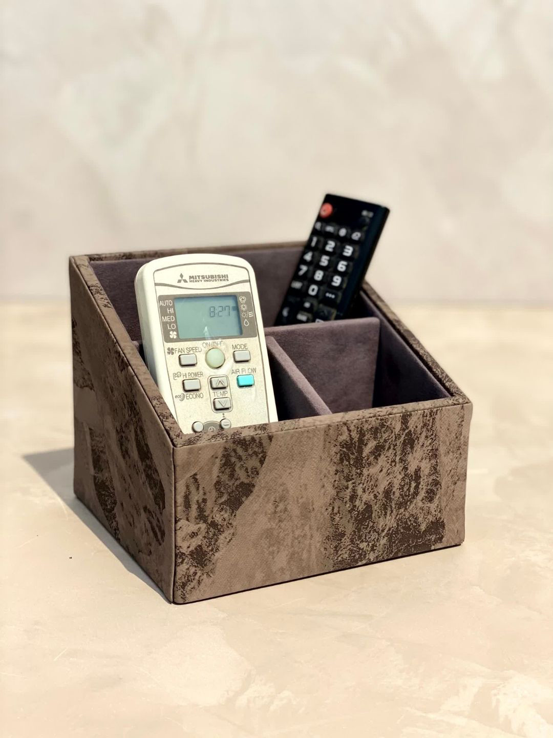 Mason Home Indo Mocha Remote Holder 3 Slot