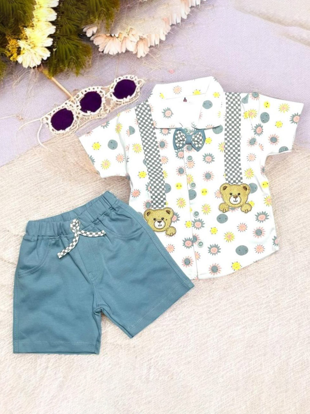 MOMMY BUG Boys Printed Shirt & Shorts With Bow