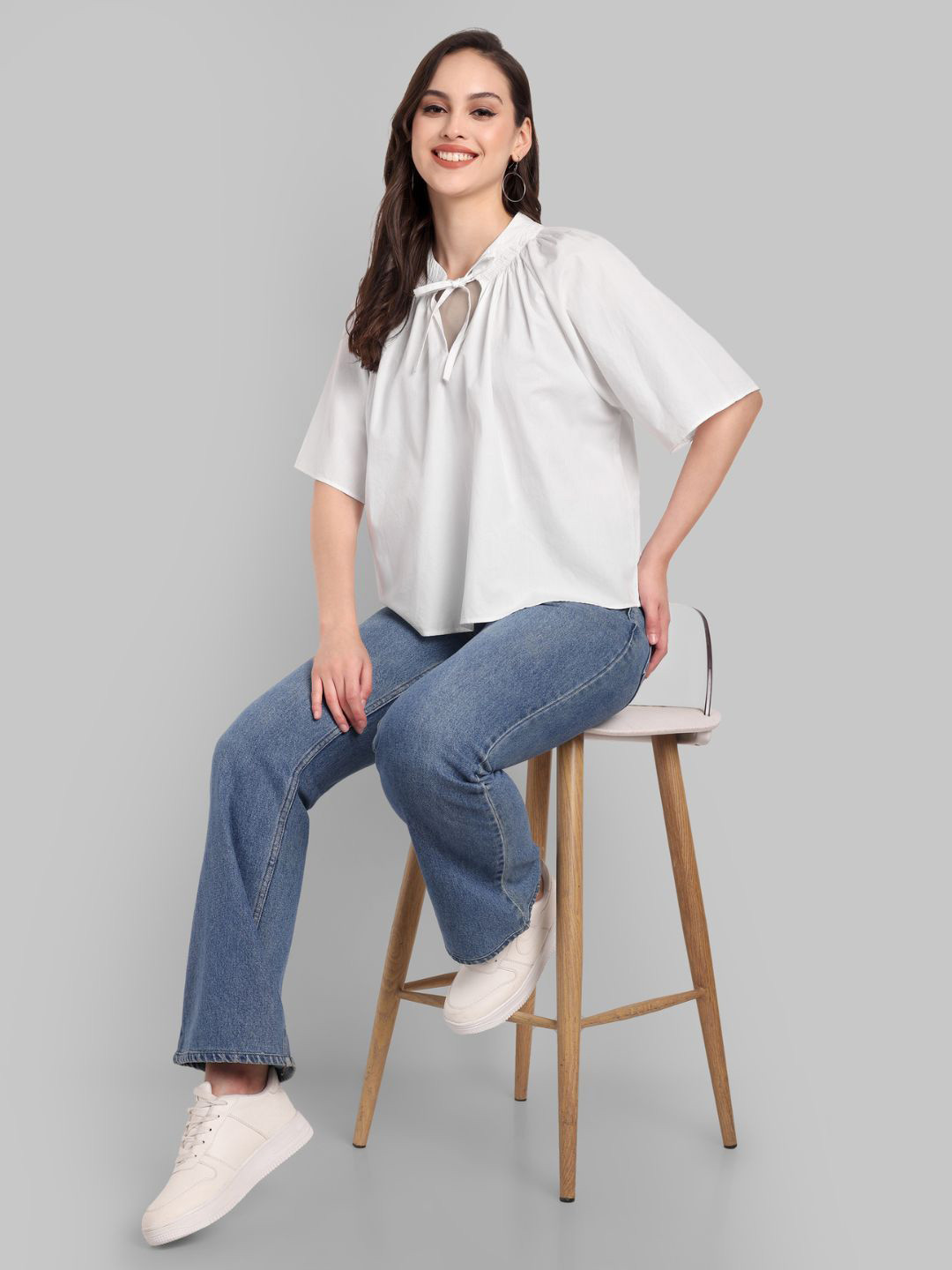 Mera Rang Tie-Up Neck Cotton Boxy Crop Top