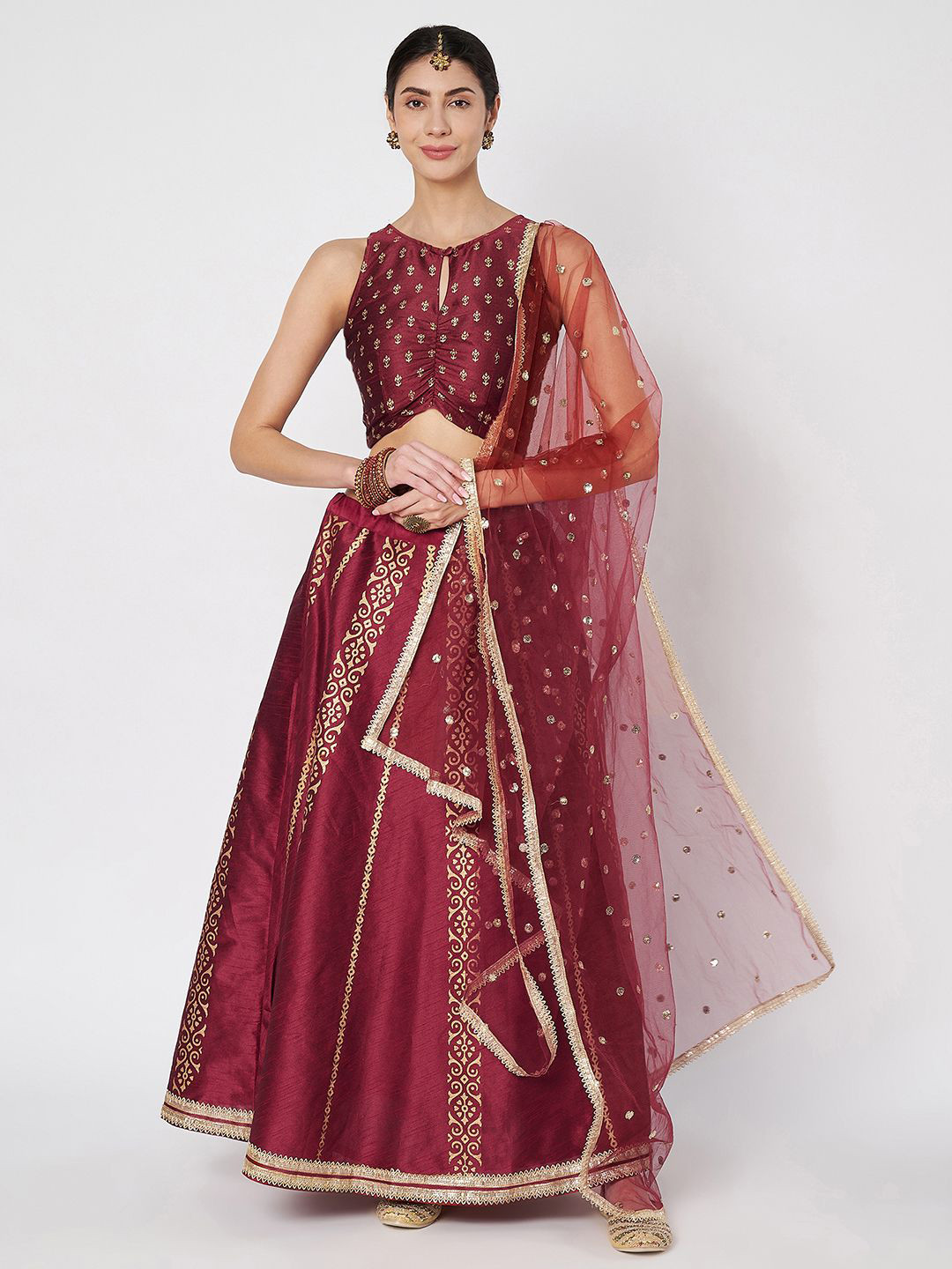 studio rasa Women Printed Round Neck Sleeveless Straight Lehenga & Blouse With Dupatta