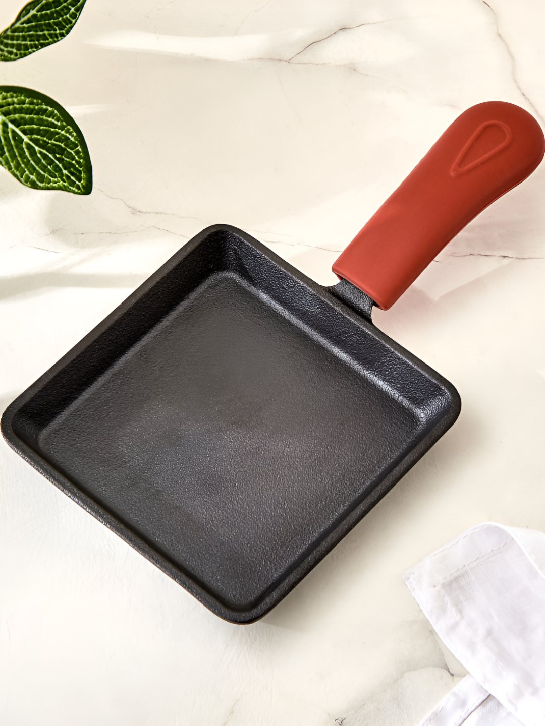 Home Centre Black Cast Iron Pan