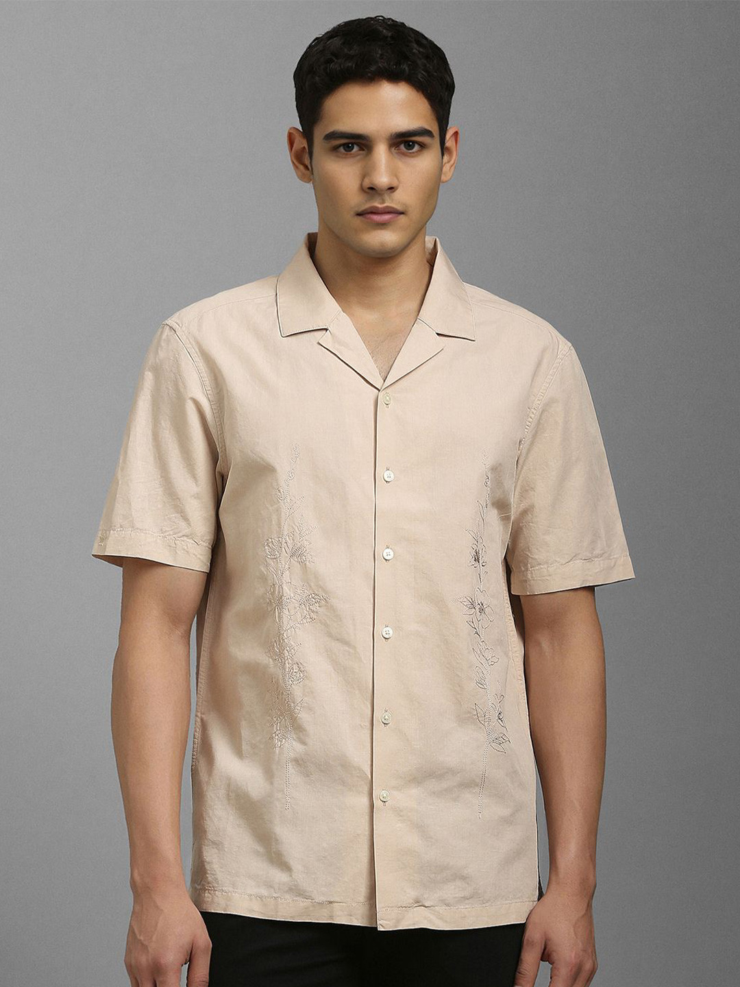 Louis Philippe Floral Embroidered Lapel Collar Shirt