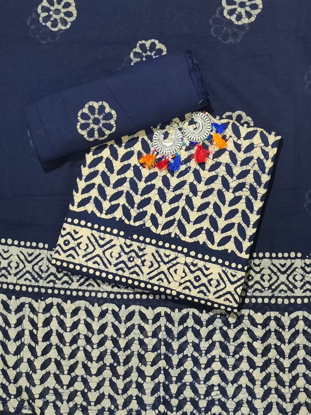 Farooq Dyeing Women Pure Cotton Unstitched Dress Material