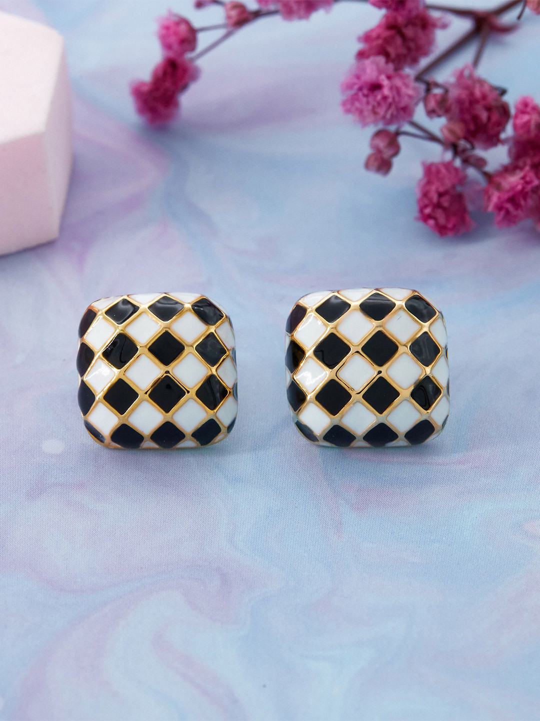 GC Jewelery Copper Gold-Plated Diamond Shaped Studs