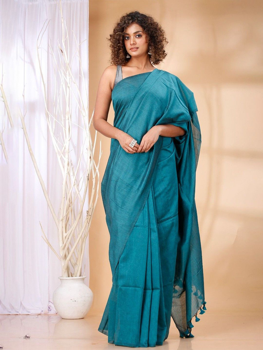 Jinal & Jinal Rama Pure Cotton Tassel Saree