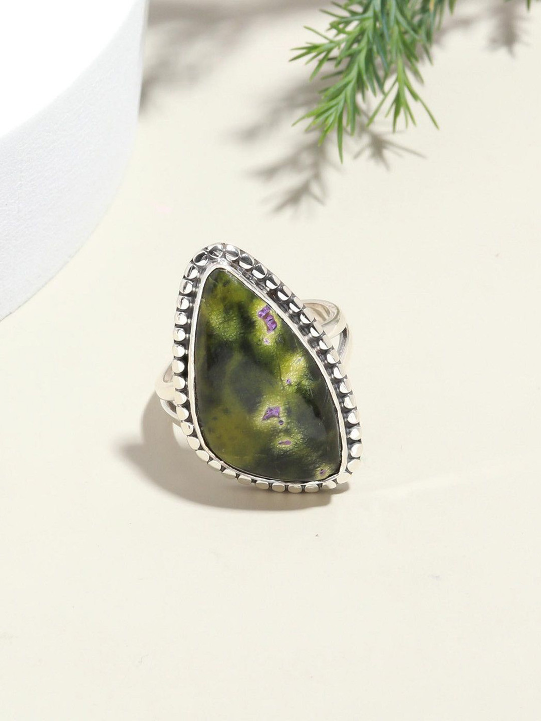 ORO ALMA Green Tsamaniun Serpentine Silver Ring