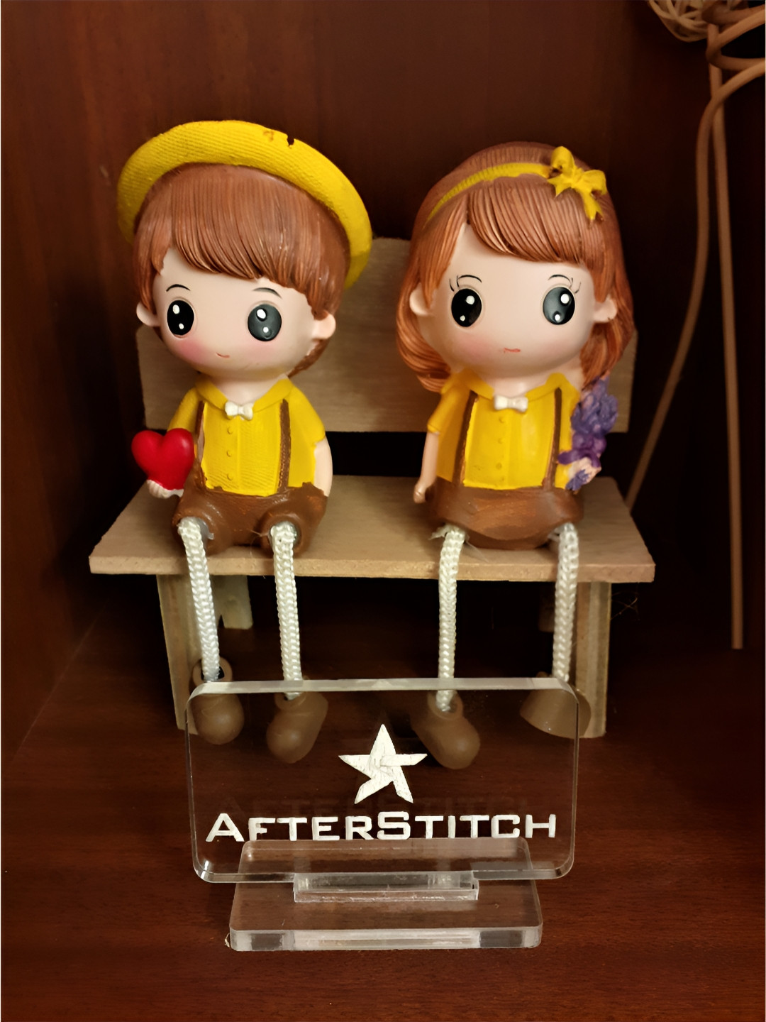 Afterstitch Smiley Couple Yellow Polyresin Matte Bedroom Small Showpiece - 3.9 Inches