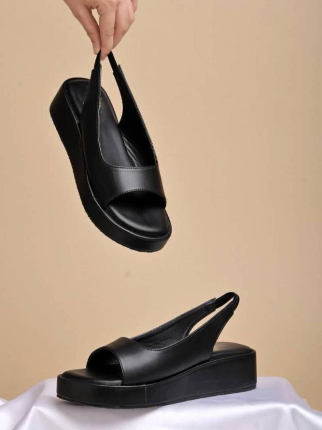 Baespice Wedge Sandals