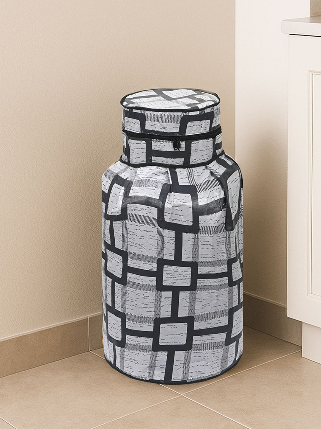 Kuber Industries Grey & Black Checked Gas Cylinder Cover