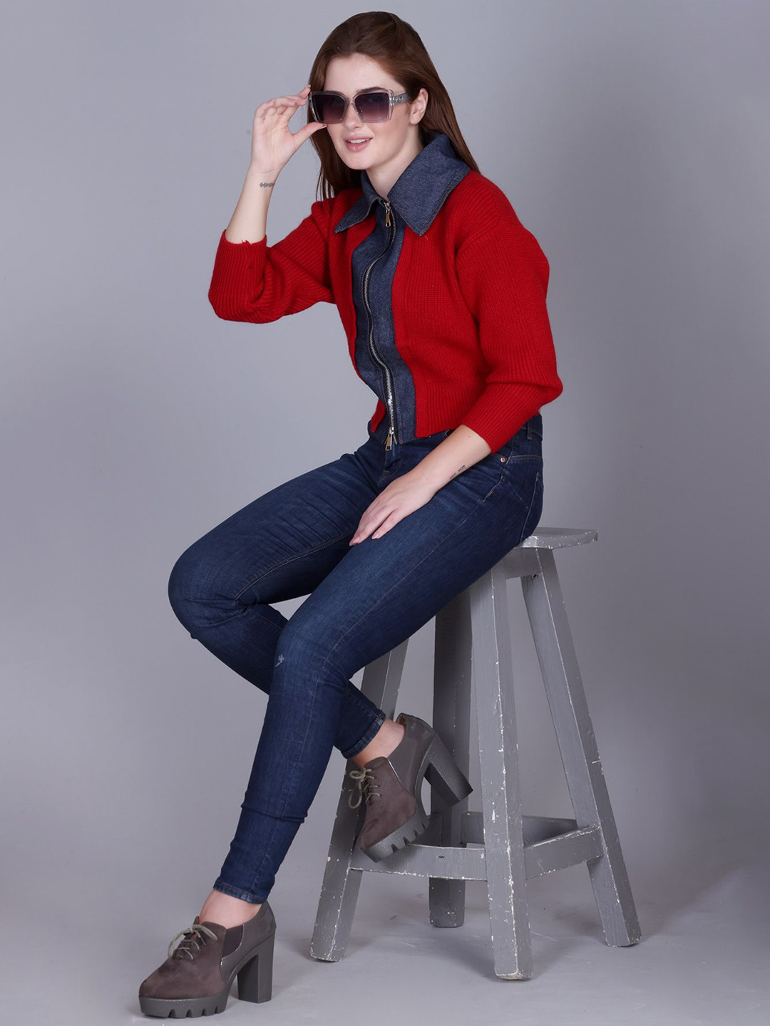 The Roadster Lifestyle Co Chic Contrast Zip-Up Knit Jacket